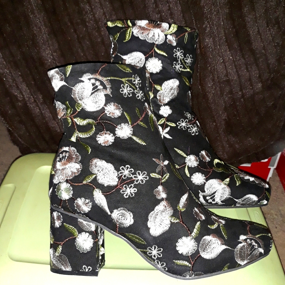 Black Floral Ankle booties